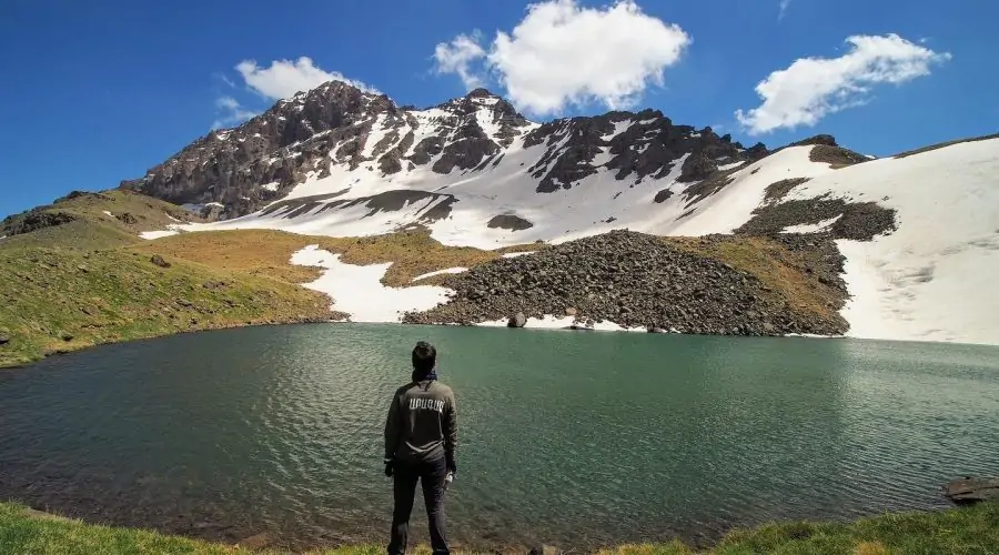am-aragats-lakes
