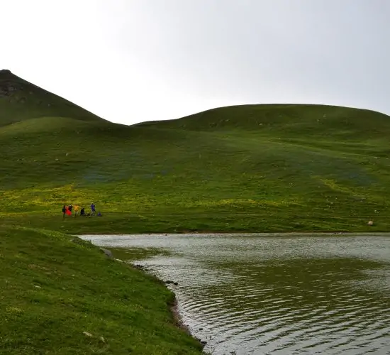 am-tsaghkunyats-lake