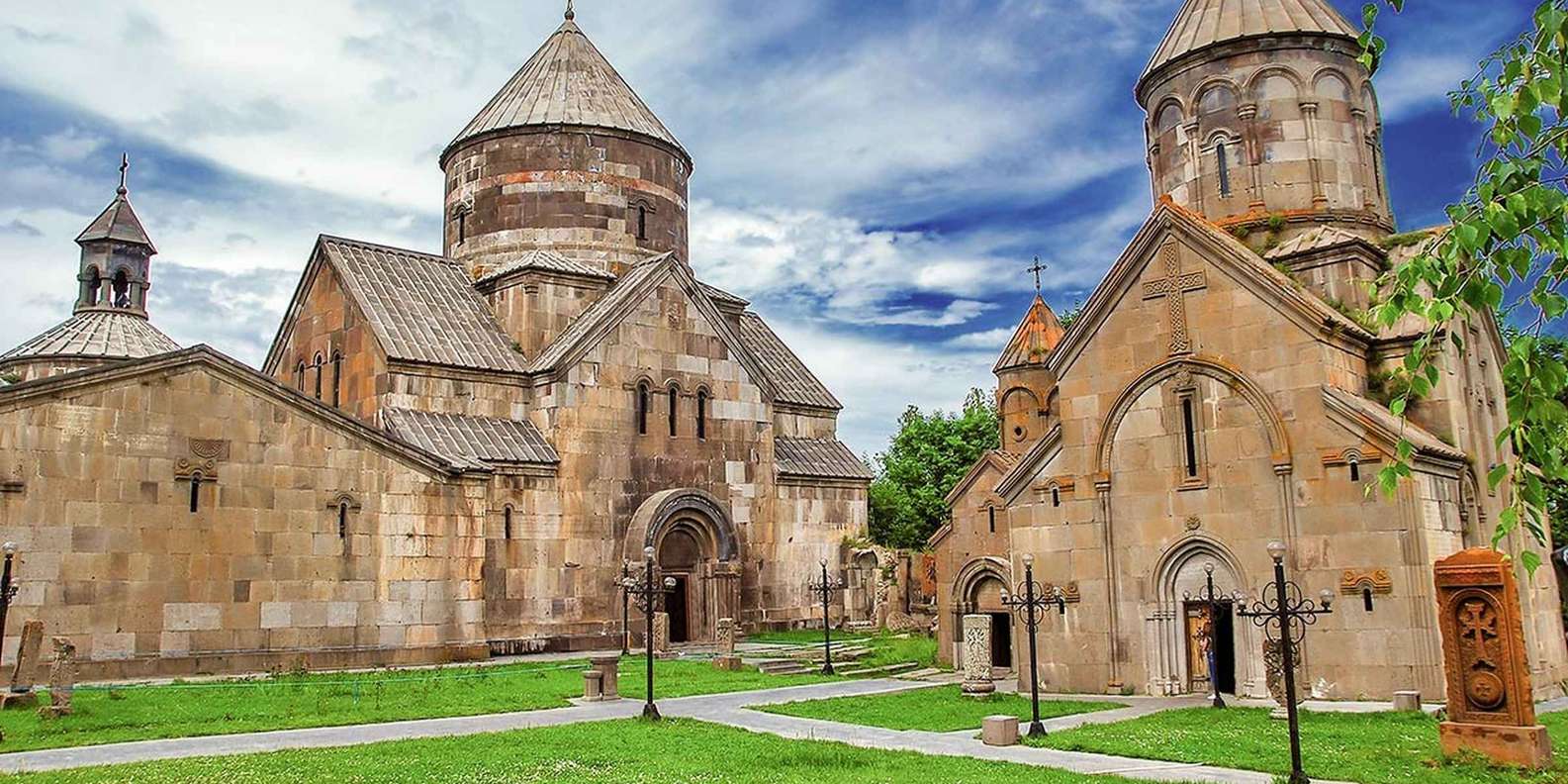 МОНАСТЫРСКИЙ КОМПЛЕКС КЕЧАРИС